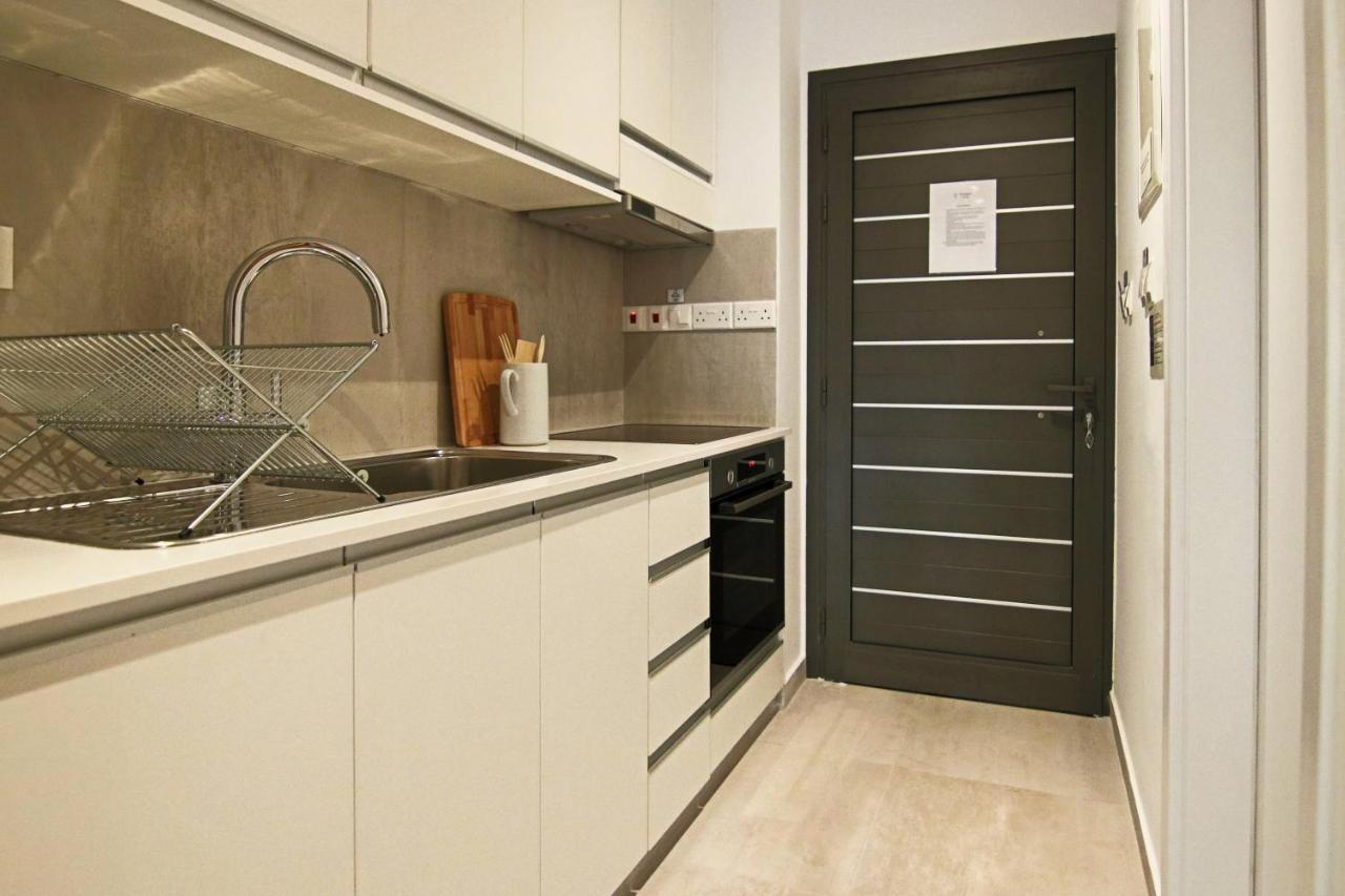 Апартаменти Phaedrus Living Seaside Luxury Flat Athina 123 Пафос Екстер'єр фото